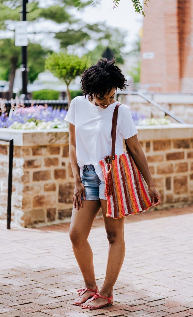 A Striped Summer Bag Crochet Pattern