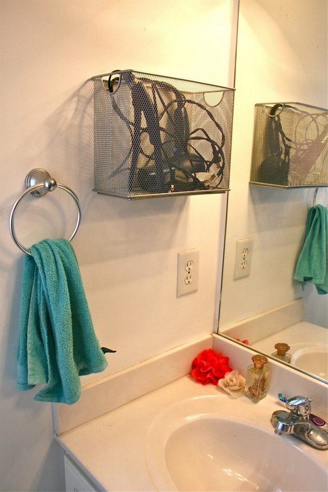 Bathroom Appliance Storage