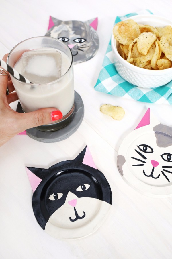 Clay Kitty Coaster DIY