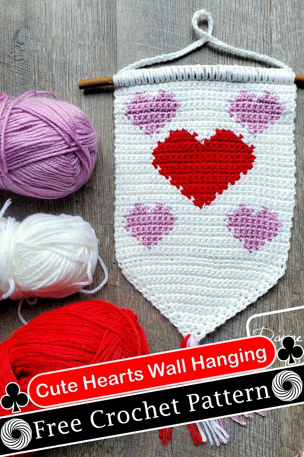 Cute Hearts Wall Hanging