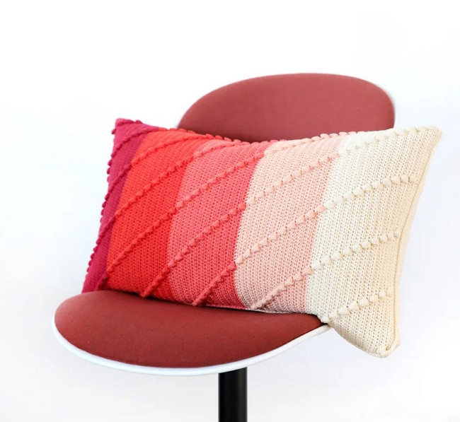 Free Crochet Pattern Parallel Pillow