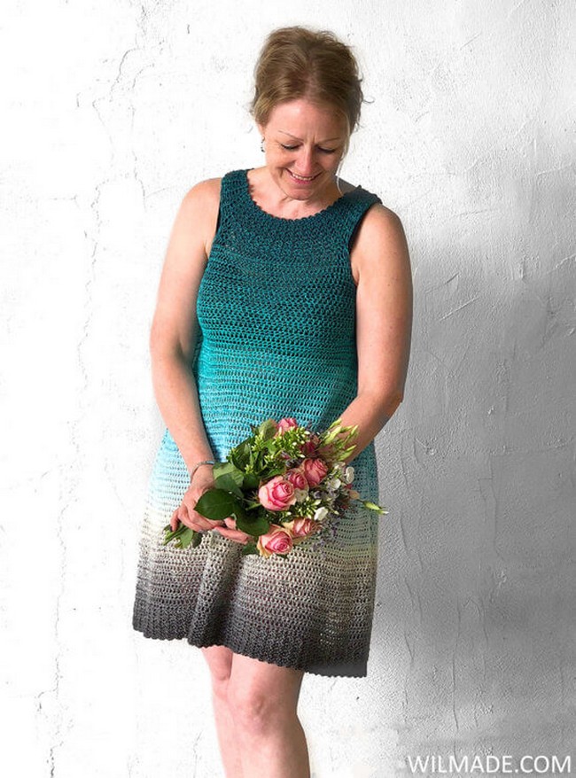 Free Crochet Simple Collar Dress