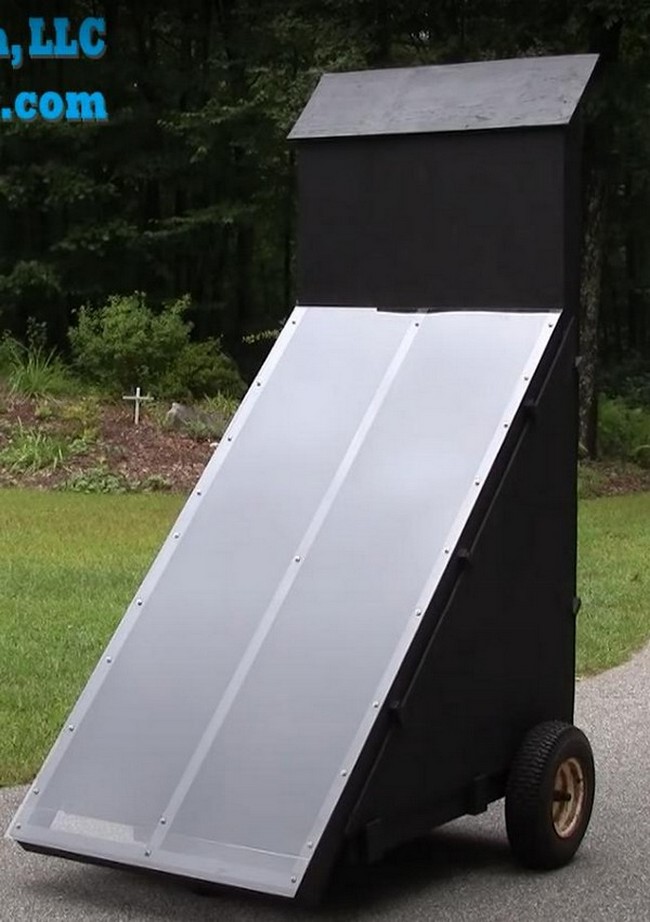 How To Build A DIY Solar Food Dehydrator