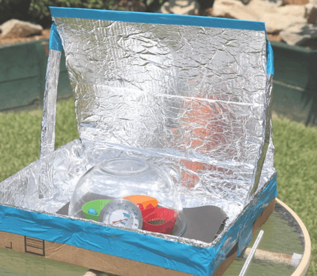 Solar Oven From A Repurposed Cardboard Box