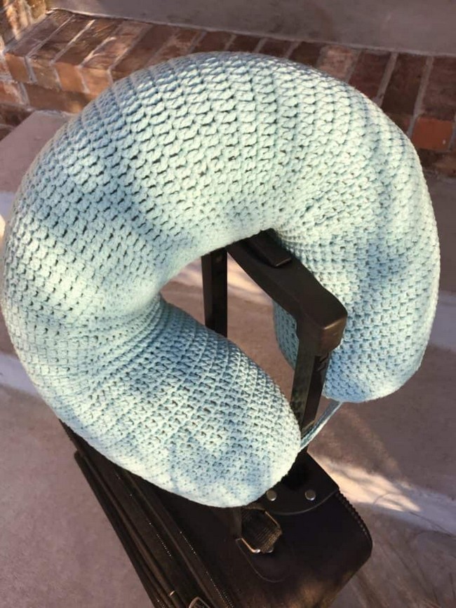 Travel Pillow Crochet Pattern