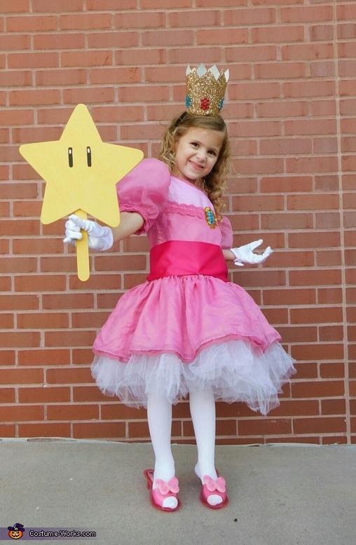 DIY Princess Peach Costume Girls
