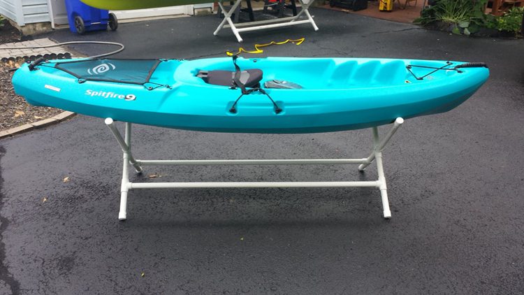DIY Cheap Kayak Stand