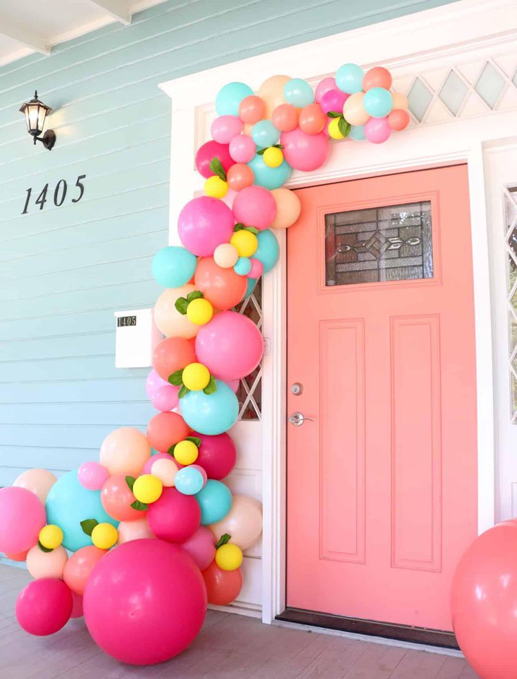 DIY Balloon Garland For Your Front Door