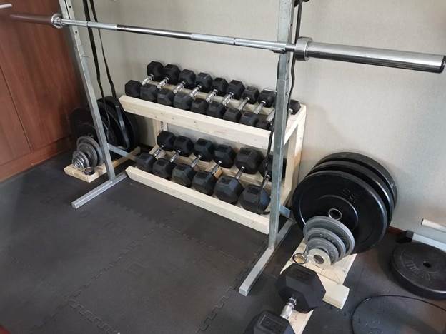 Low-Budget Dumbbell Rack