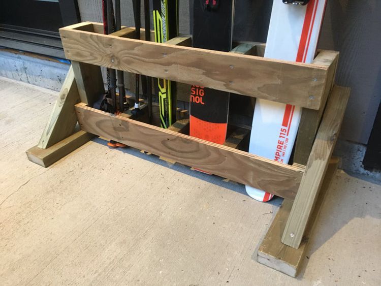 Ski Rack From 2x4 and Plywood