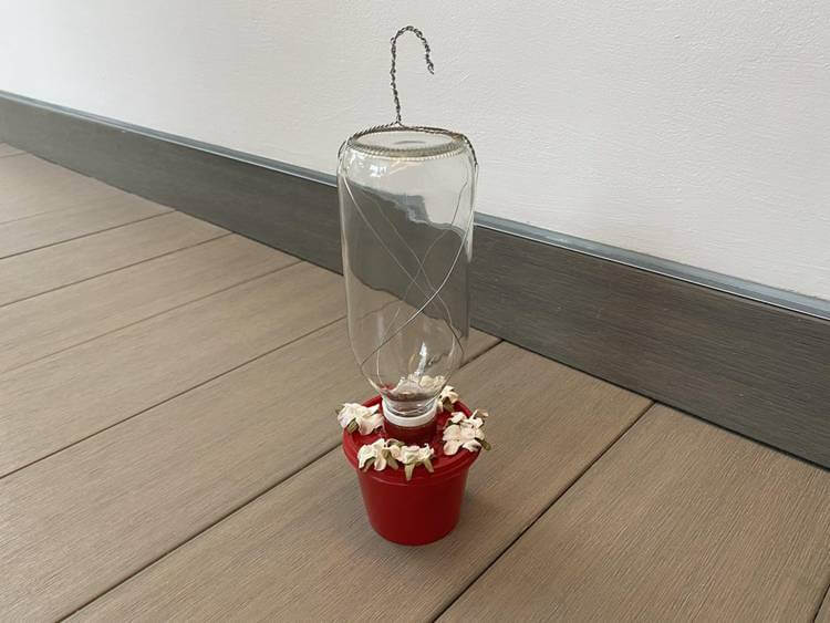 Hummingbird Feeder DIY