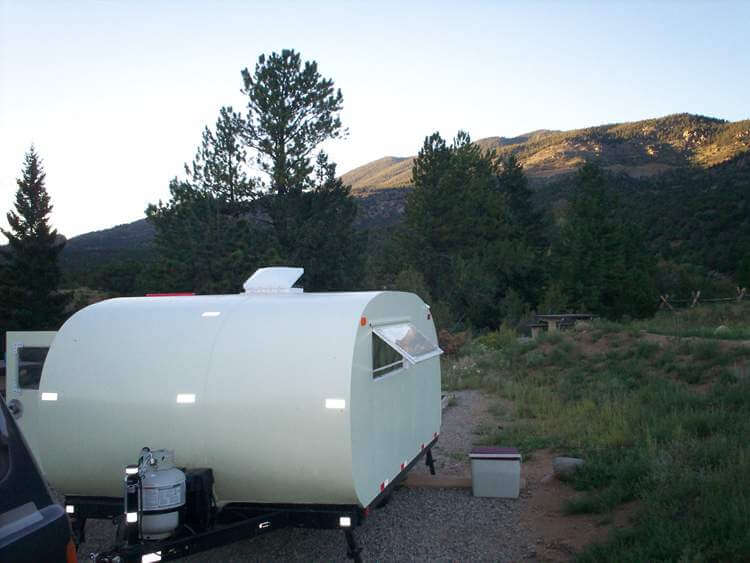 Oleum Paint Camper