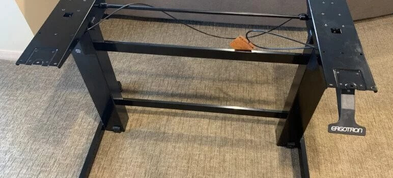 Keyboard rack for work desk