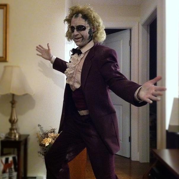 How To Make A Beetlejuice Costume