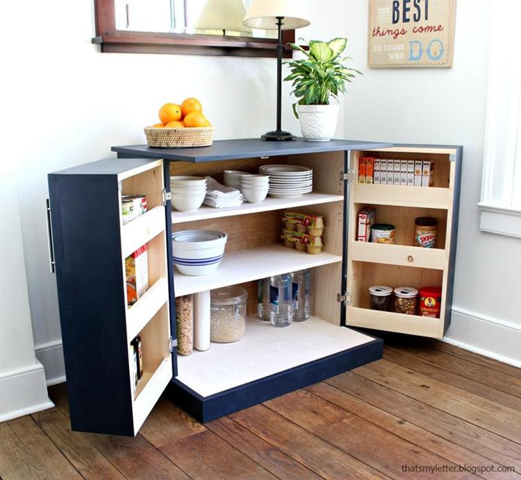 Kitchen Pantry 