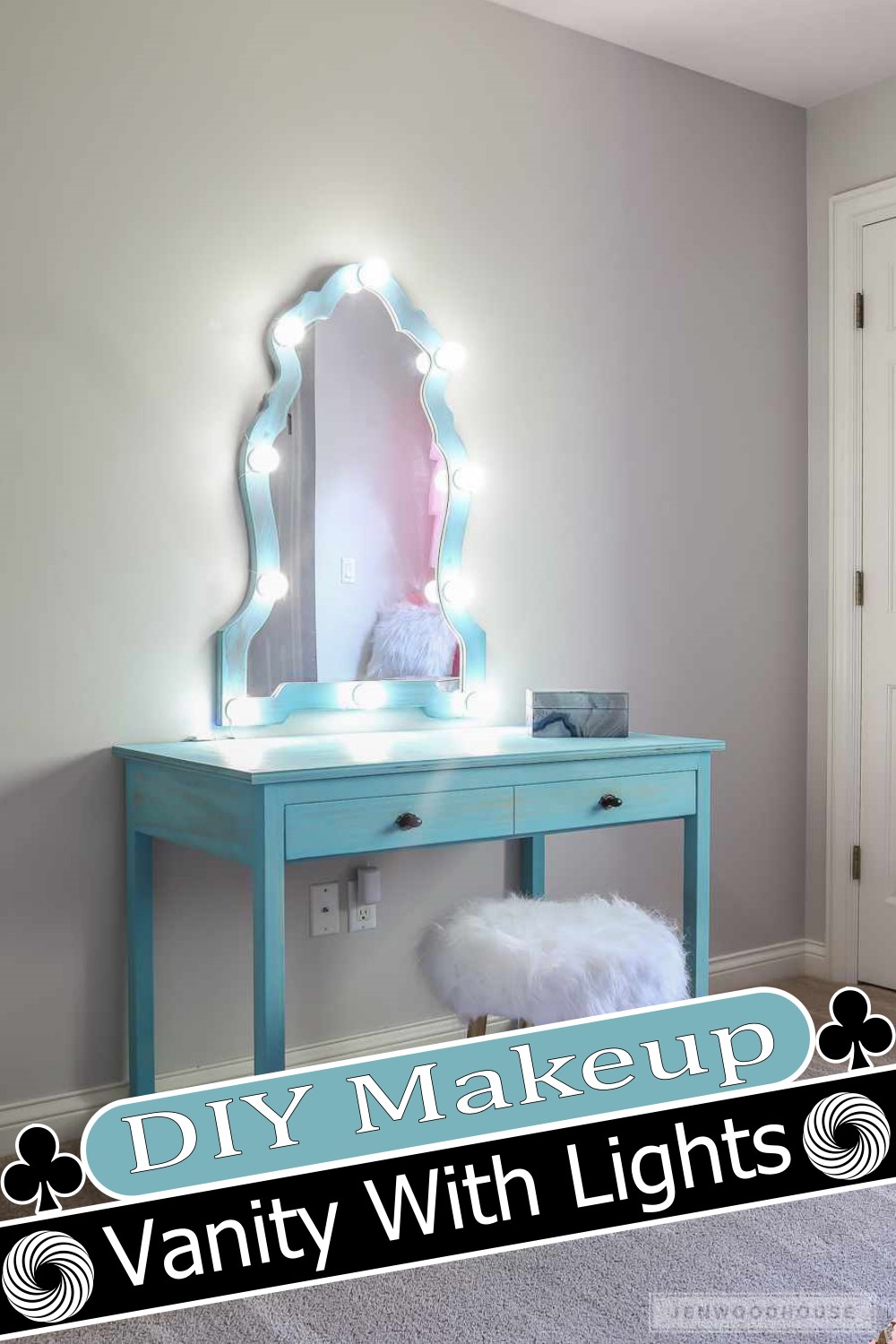 DIY Makeup Vanity With Lights