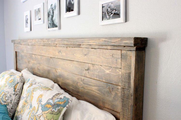 DIY Reclaimed Wooden Headboard