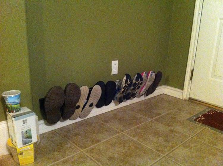 DIY Simple Shoe Rack