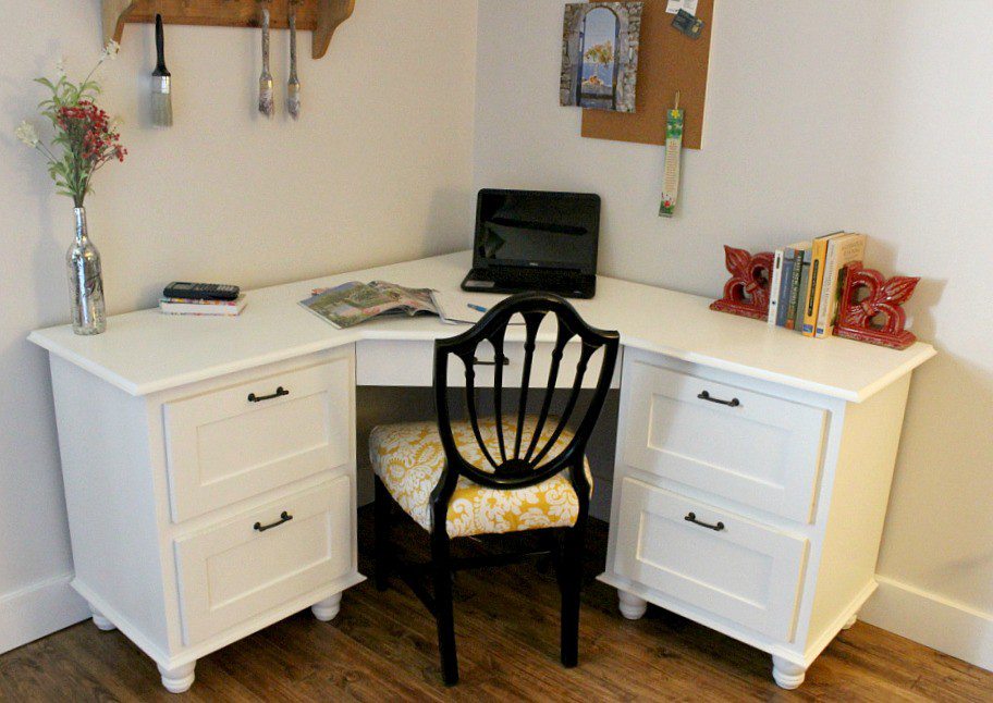 DIY Single-Person Corner Desk