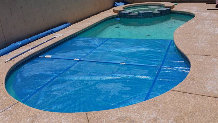 DIY Swimming Pool Blanket
