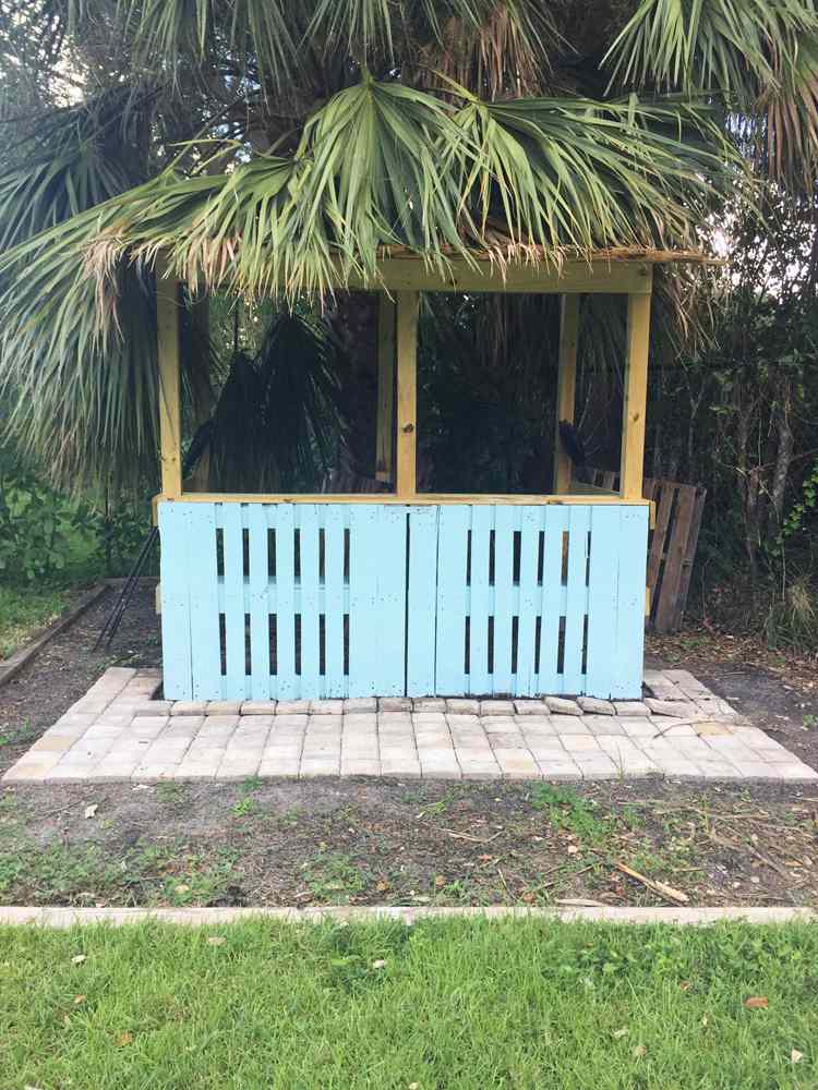 DIY Tiki Bar