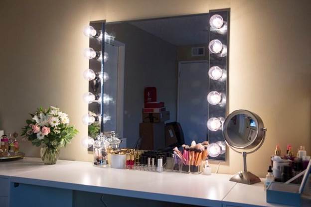 DIY Vanity Mirror With Light Step By Step