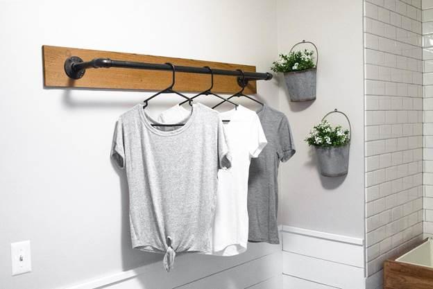 Wall Mounted Clothes Rack