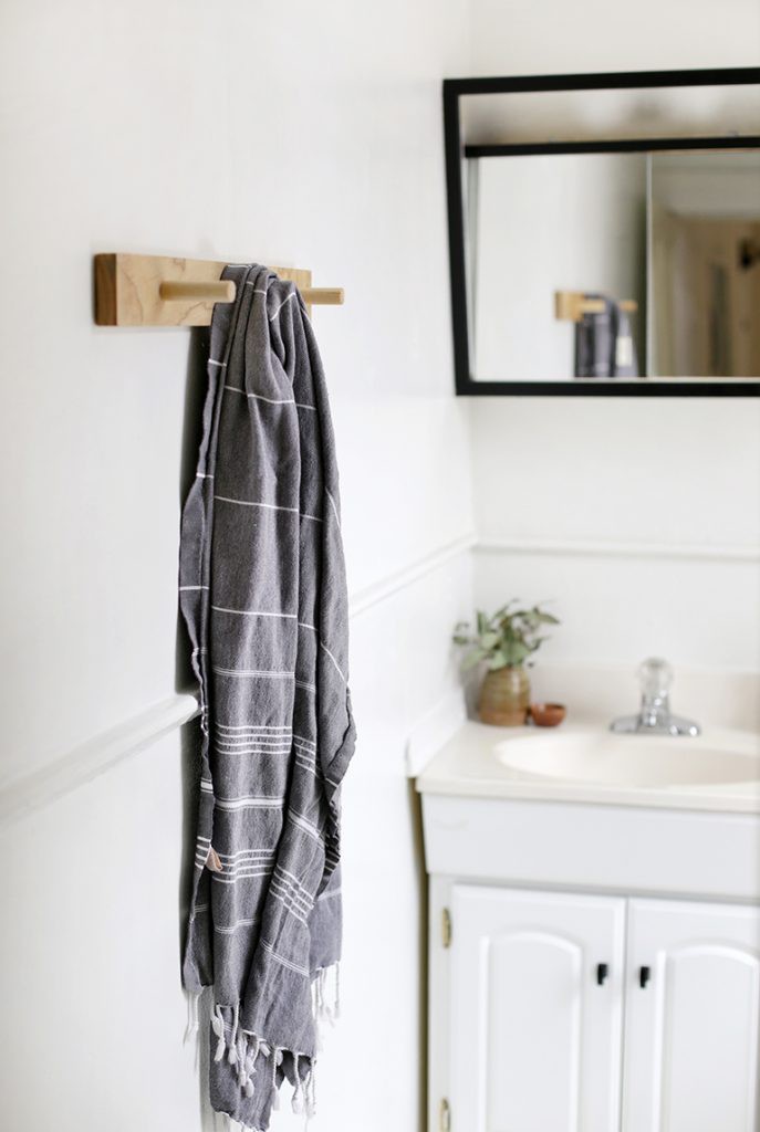 DIY Wooden Towel Rack