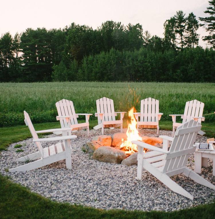 Fire seating with Gravel Sitting Area