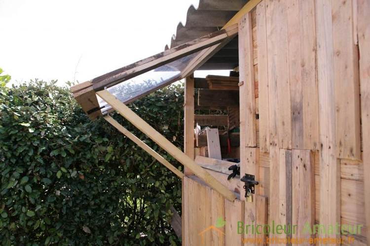 Garden Shed Made With Pallets