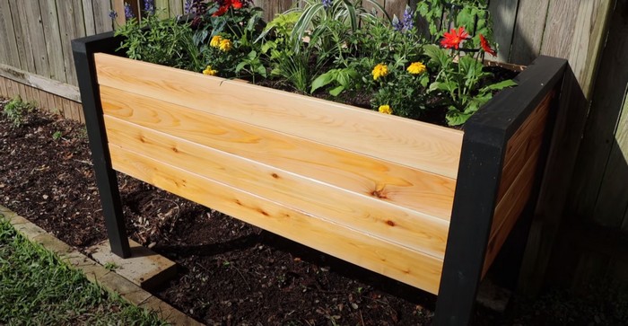30 DIY Raised Garden Bed Plans For Garden Lovers - Craftsy