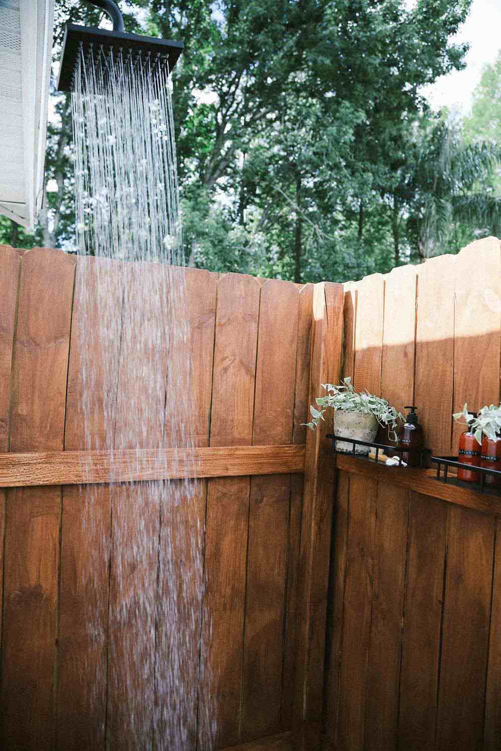 Luxurious Outdoor Shower DIY
