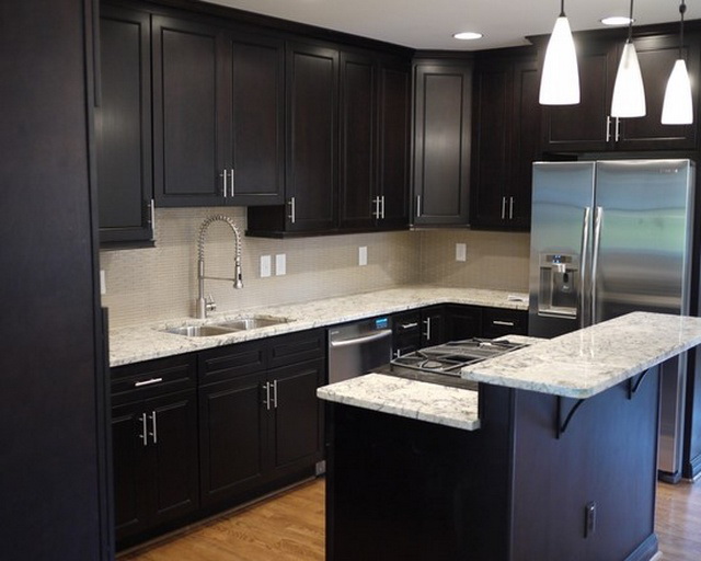 .Wood Kitchen Black Cabinets