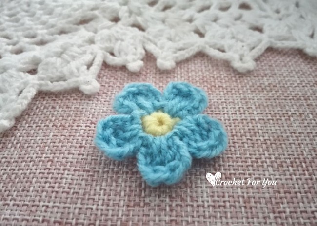 Crochet Flower Forget Me Not