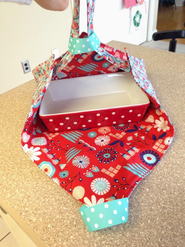 Easy Reversible Insulated Casserole Or Pie Carrier