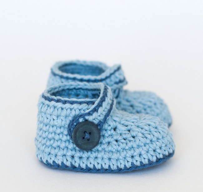 Free Crochet Blue Baby Booties