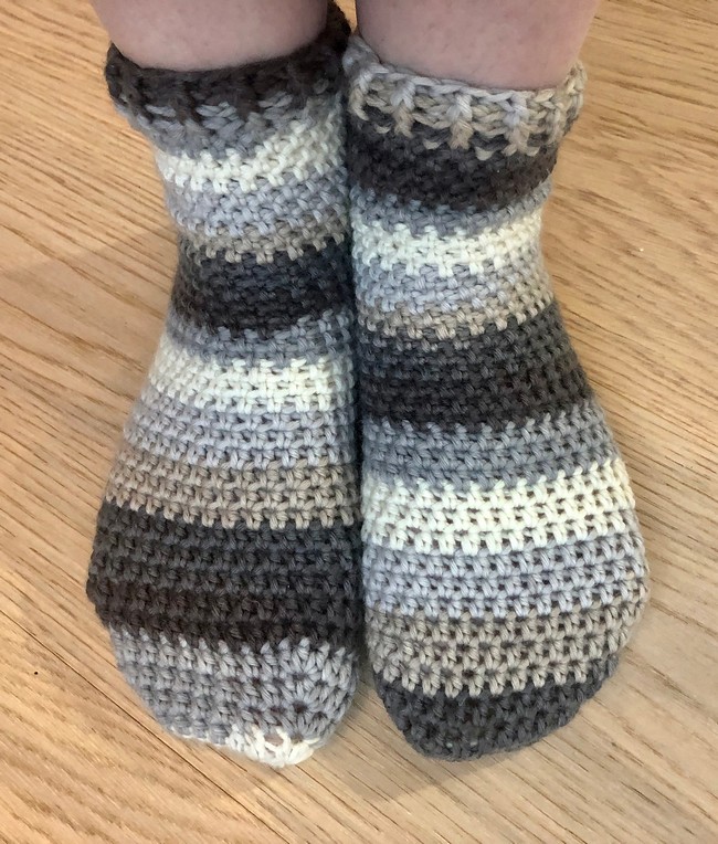 Free Crochet Comfy Cuff Socks Pattern