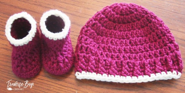 Free Crochet Simple Baby Hat Pattern