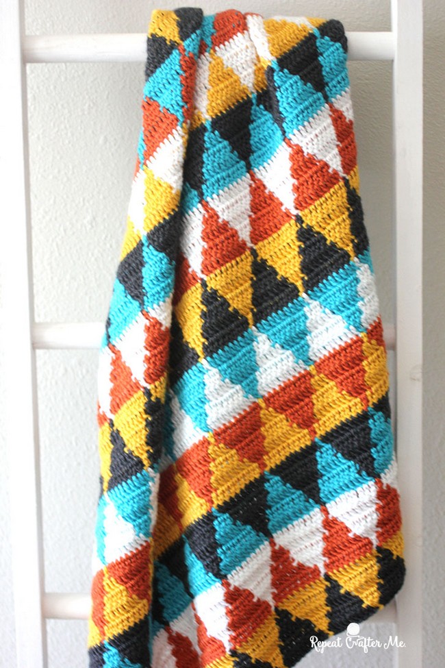 Free Crochet Triangle Baby Blanket