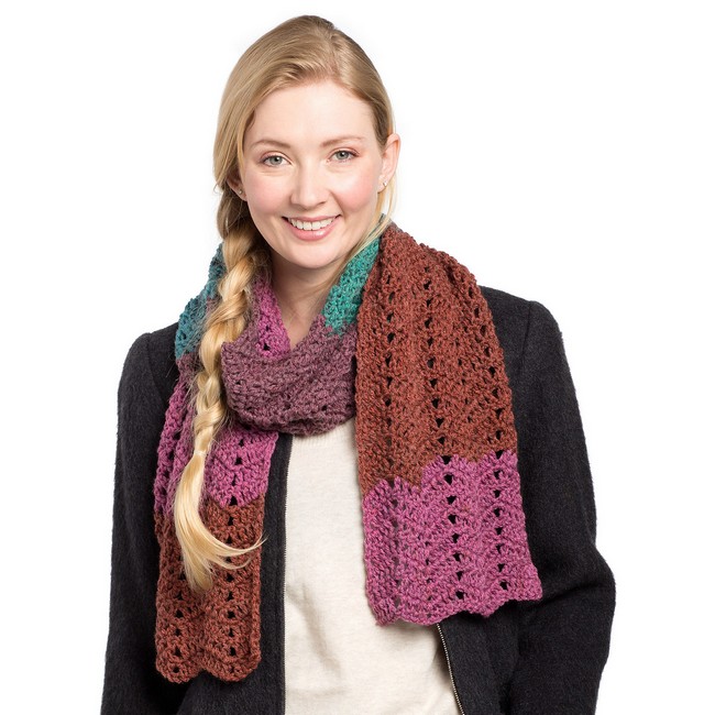 Free Crochet Waves Scarf Pattern