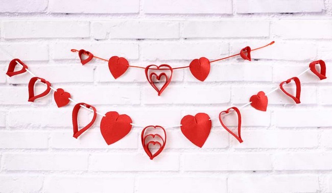 Hanging Fabric Heart Garland