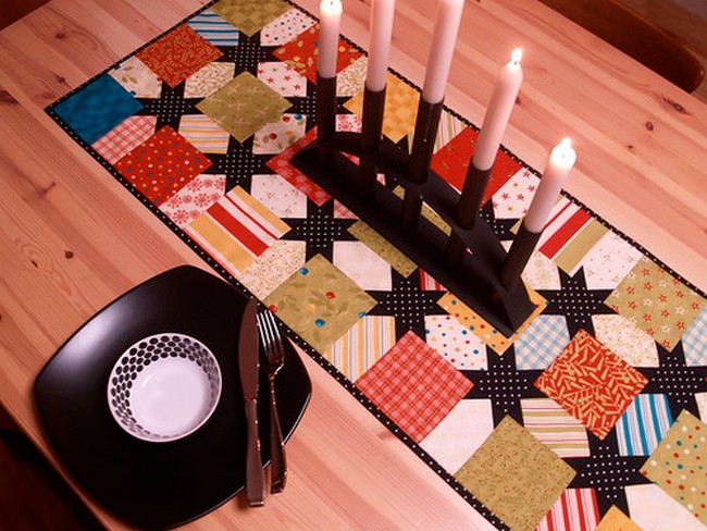 Jingle Jolly Table Runner