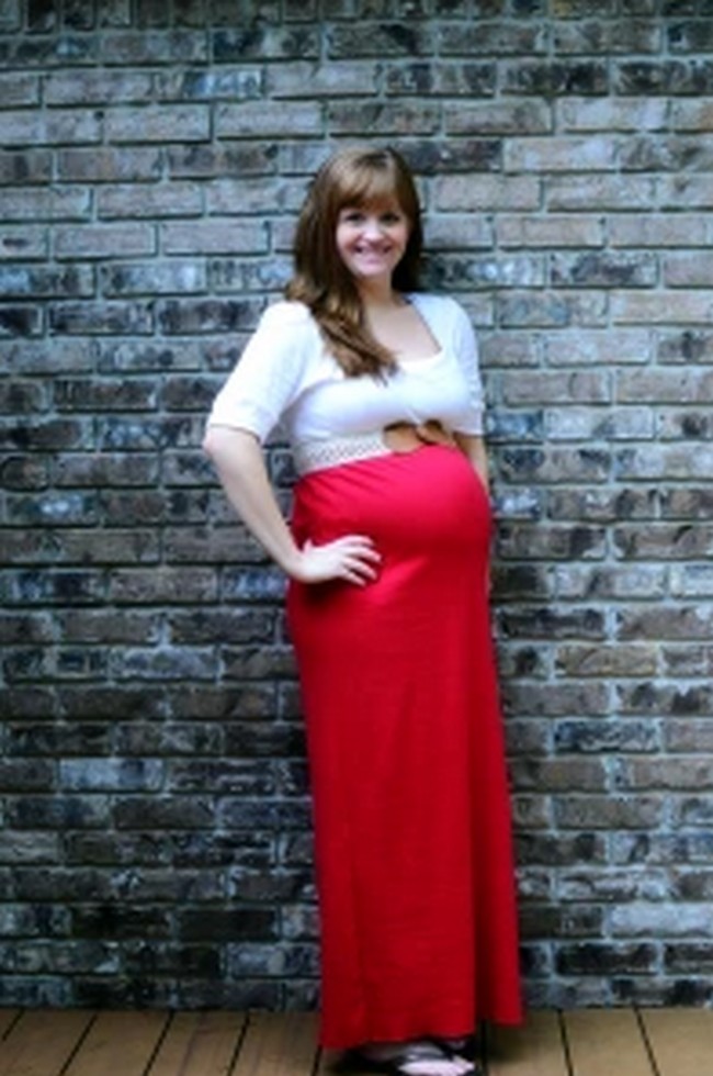 Turn A T-shirt Into A Maternity Dress