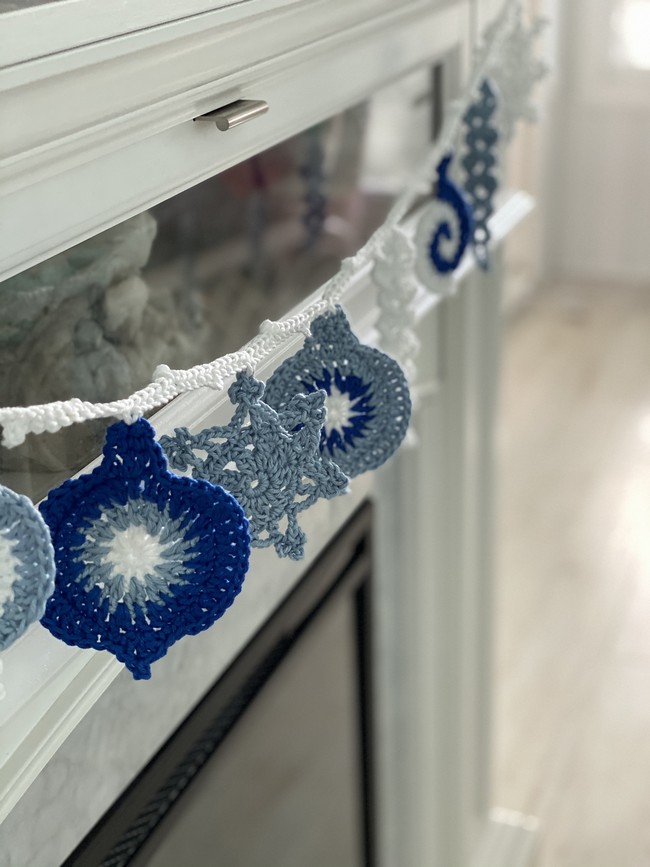 Blue Christmas Garland