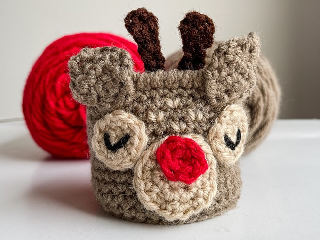 Christmas Reindeer Treat Basket