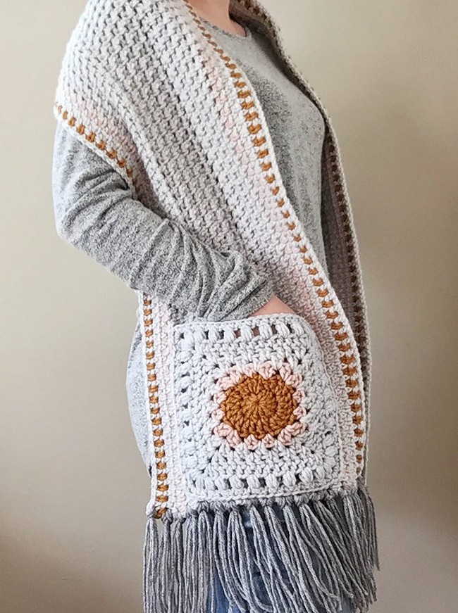 Hip Granny Pocket Shawl