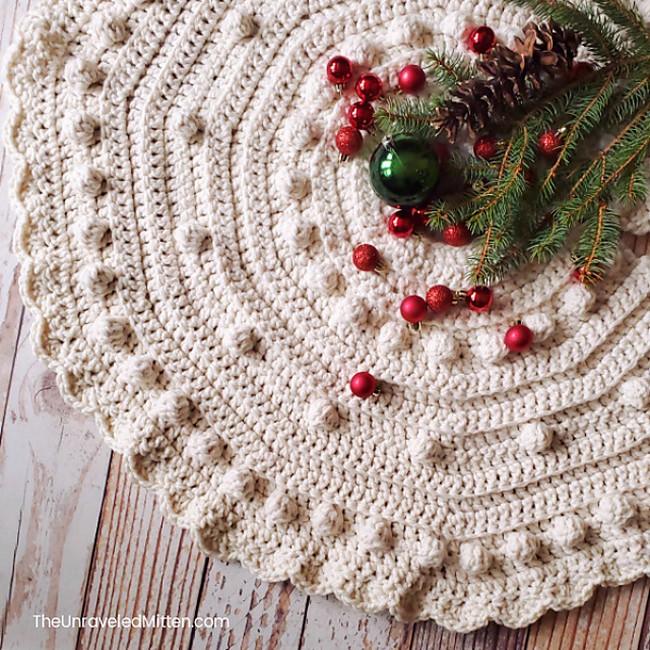 Let it Snow Skirt for holiday decor