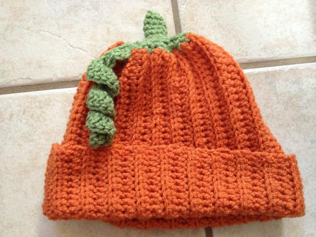 Ribbed Pumpkin Hat