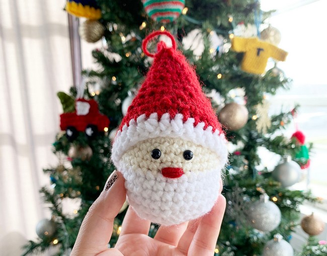 Santa Claus Ornament