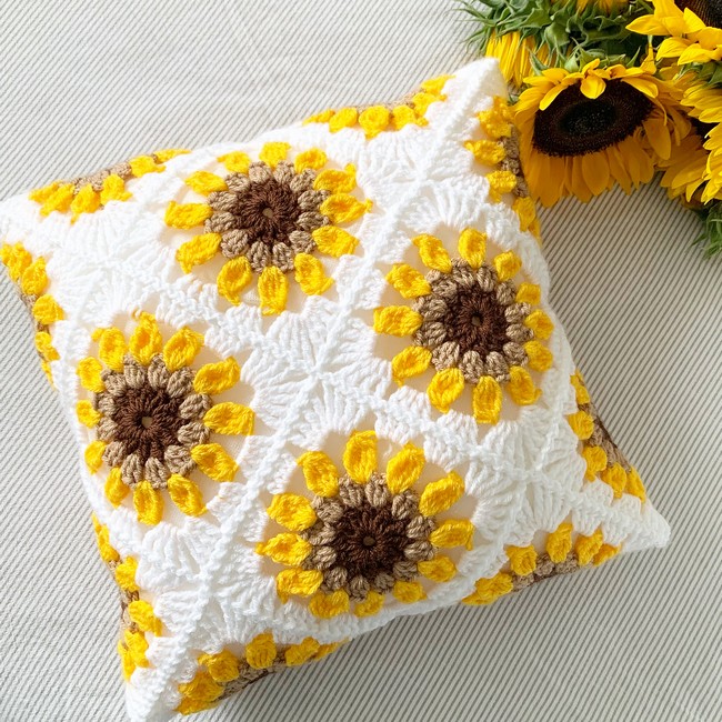 Solid Sunflower Pillow